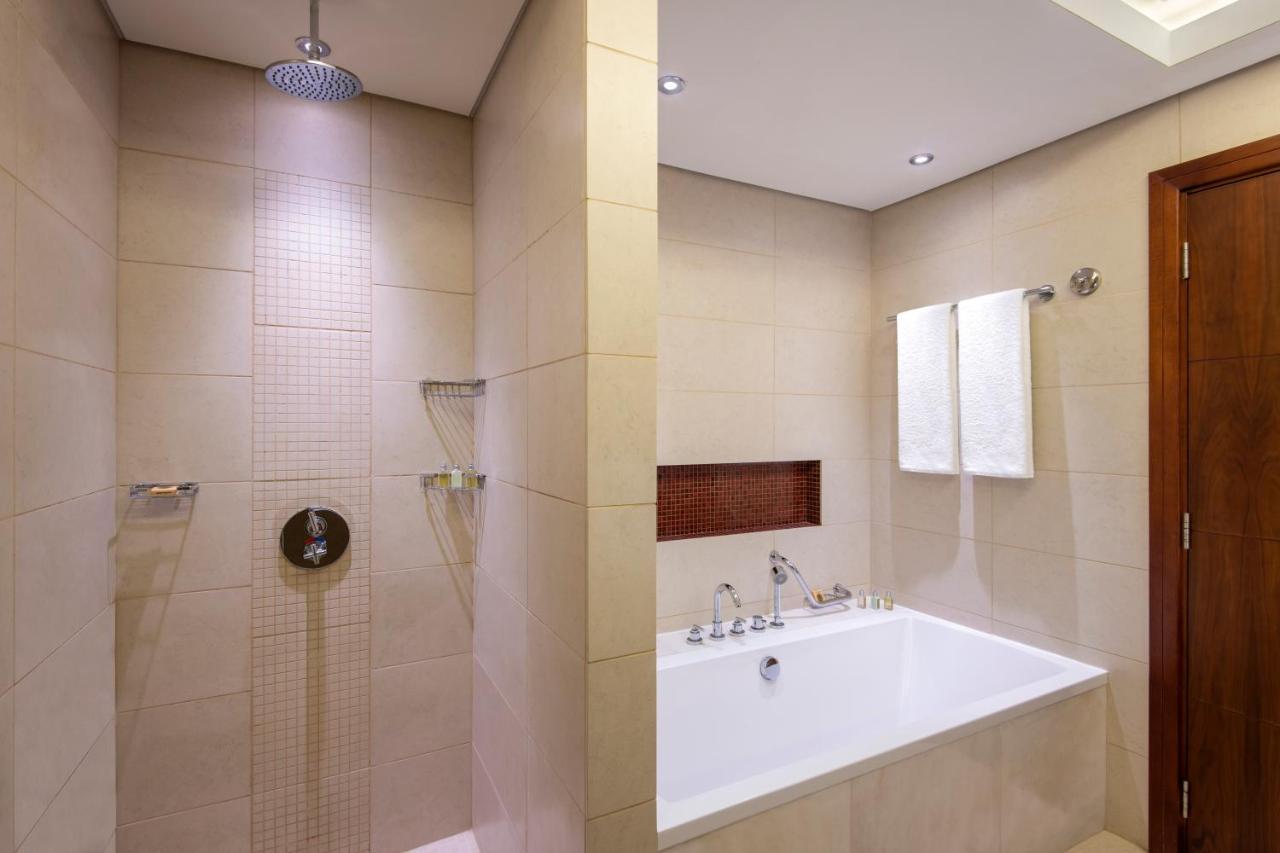 Three Bedroom Apartment beach access,1742766153:JPEG